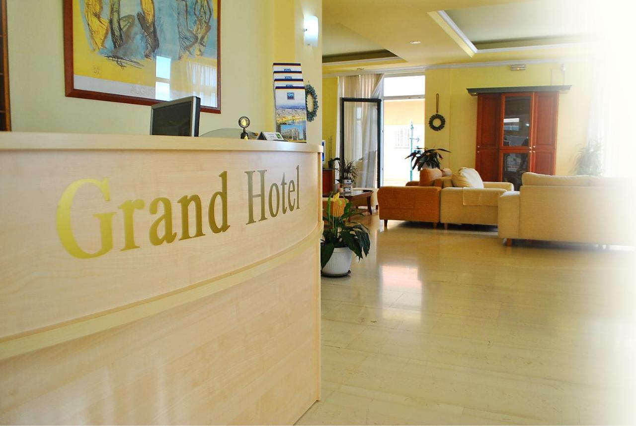 Grand Hotel Loutraki Extérieur photo